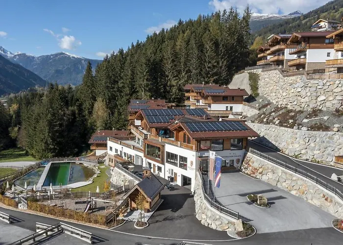 Nationalpark Goldbergspitze Дом отдыха Нойкирхен-ам-Гросфенедигер
