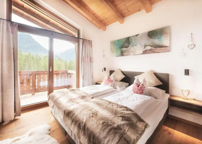 Nationalpark Goldbergspitze * Нойкирхен-ам-Гросфенедигер